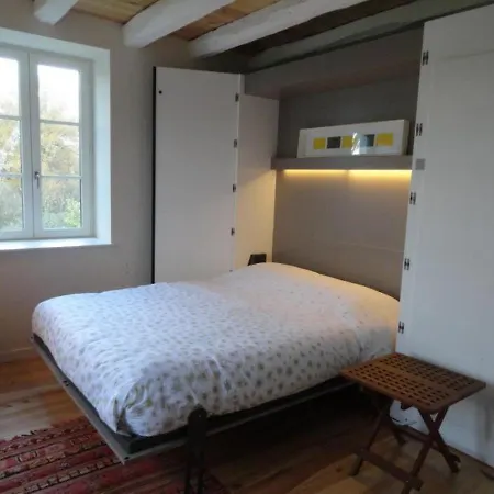House La Petite Maison De Clotilde Creysse (Lot)
